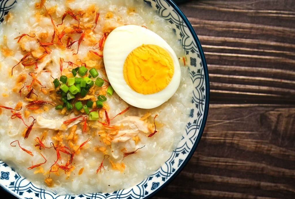 10 Rainy Day Filipino Food to Cozy Up With - Arroz Caldo