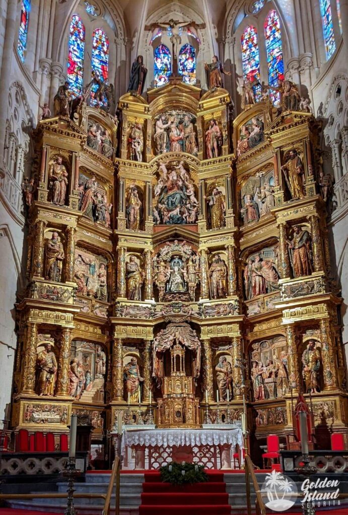 burgos cathedral 012 Burgos Cathedral: A Masterpiece of History, Faith, and Unsurpassed Beauty Burgos