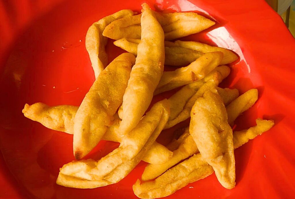 Filipino street food: Kikiam