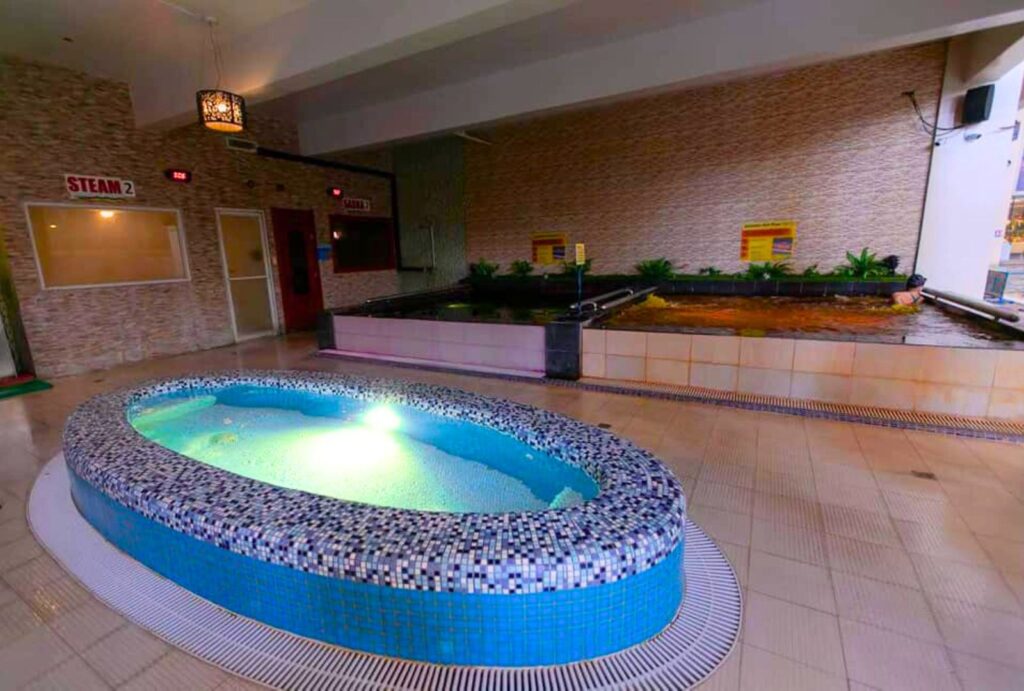 Ace Water Spa, Kapitolyo: An Honest & Complete Review