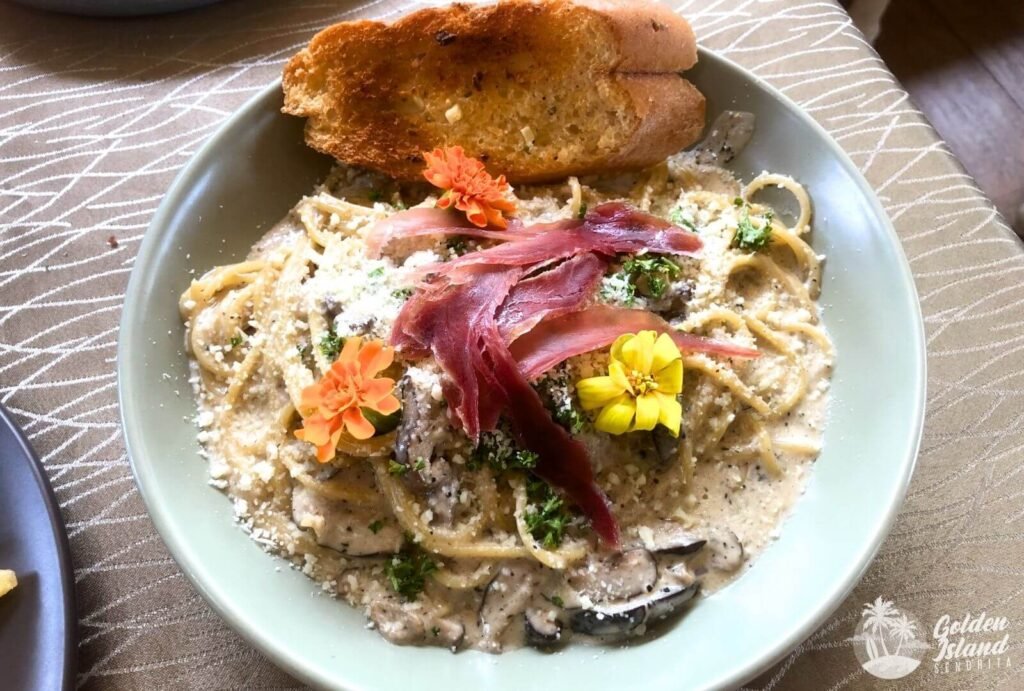Sage Garden Café + Restaurant